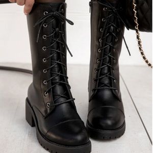 Miss Lola combat boots